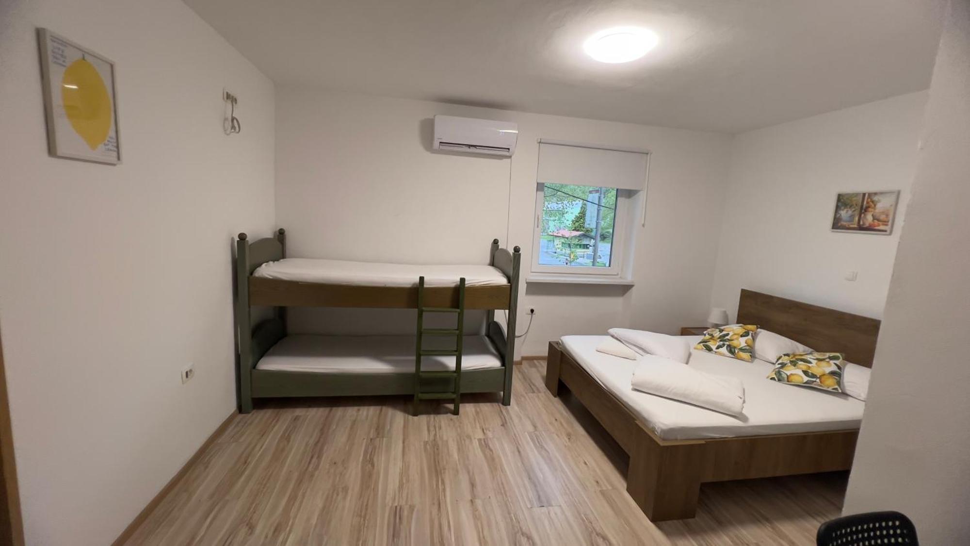 波斯托伊纳 Lemonwood House酒店 外观 照片